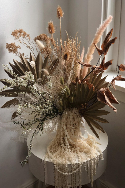 May Flowers: Tasteful, Timely Florals for Spring - Dried Arrangement